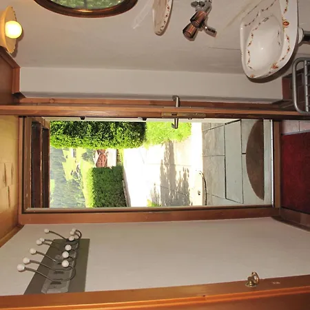 Les Hivernants - Eg Links Appartement-fewo- Dusche Oder Bad- Wc- 1 Schlafraum By Interhome *